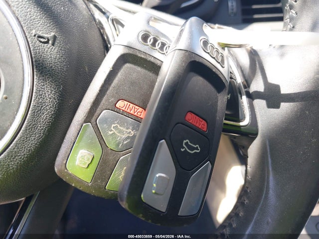 45033859 :رقم المزاد ، WAUENAF44JA042073 vin ، 2018 Audi A4 2.0t Premium مزاد بيع