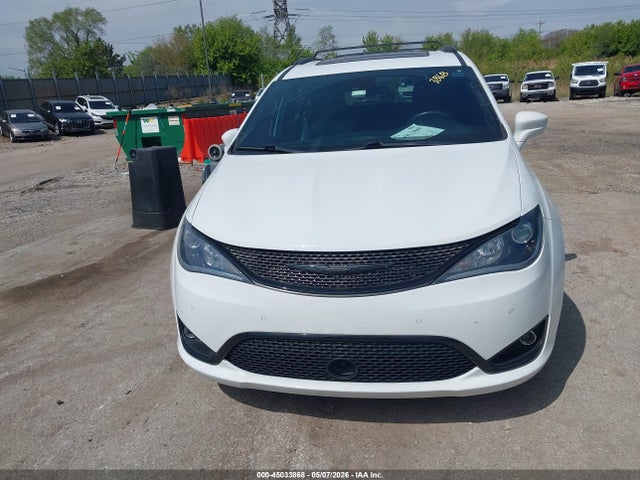 Chrysler Pacifica Touring L 2019 2C4RC1BG1KR567258 Image 12