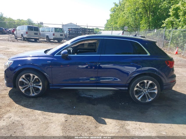 2021 Audi Q3 Premium Plus 45 Tfsi S Line Quattro Tiptronic მანქანა იყიდება აუქციონზე, vin: WA1EECF35M1123877, აუქციონის ნომერი: 45033920
