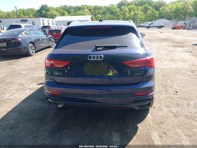 2021 Audi Q3 Premium Plus 45 Tfsi S Line Quattro Tiptronic მანქანა იყიდება აუქციონზე, vin: WA1EECF35M1123877, აუქციონის ნომერი: 45033920