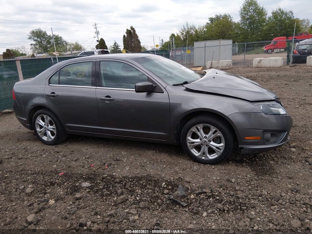 45033921 :رقم المزاد ، 3FAHP0HA7CR441307 vin ، 2012 Ford Fusion Se مزاد بيع