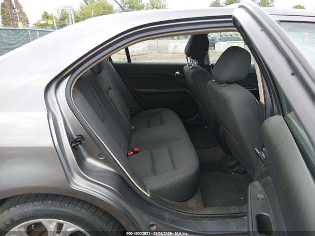 45033921 :رقم المزاد ، 3FAHP0HA7CR441307 vin ، 2012 Ford Fusion Se مزاد بيع
