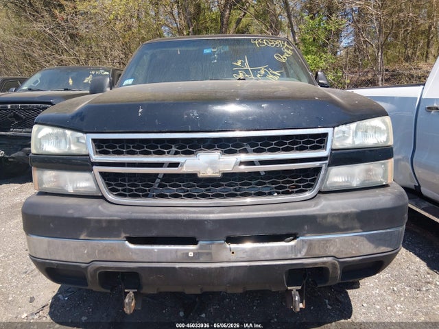 Продажа на аукционе авто 2006 Chevrolet Silverado 2500hd Lt1, vin: 1GCHK29UX6E137960, номер лота: 45033936