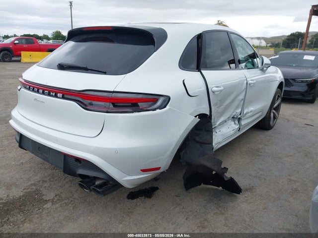 45033973 :رقم المزاد ، WP1AA2A58RLB06861 vin ، 2024 Porsche Macan T مزاد بيع
