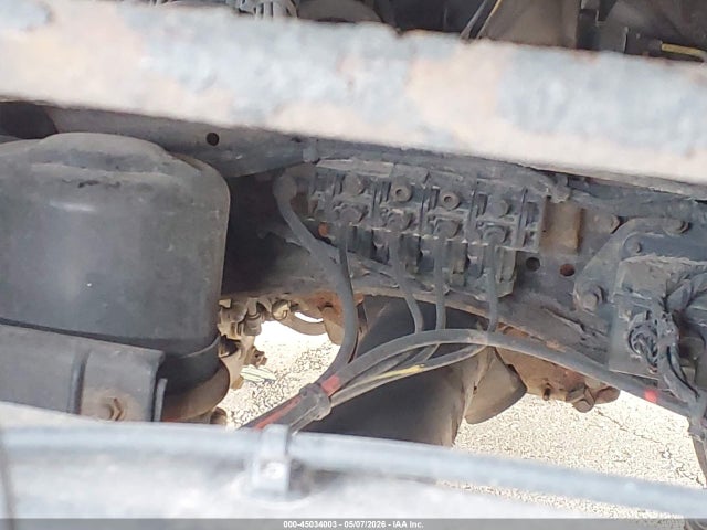 45034003 :رقم المزاد ، 4V4NC9TH1BN530913 vin ، 2011 Volvo Vn Vnl مزاد بيع