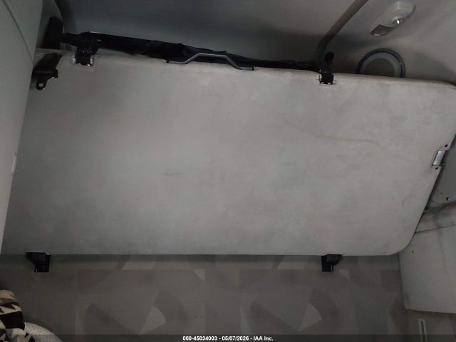45034003 :رقم المزاد ، 4V4NC9TH1BN530913 vin ، 2011 Volvo Vn Vnl مزاد بيع