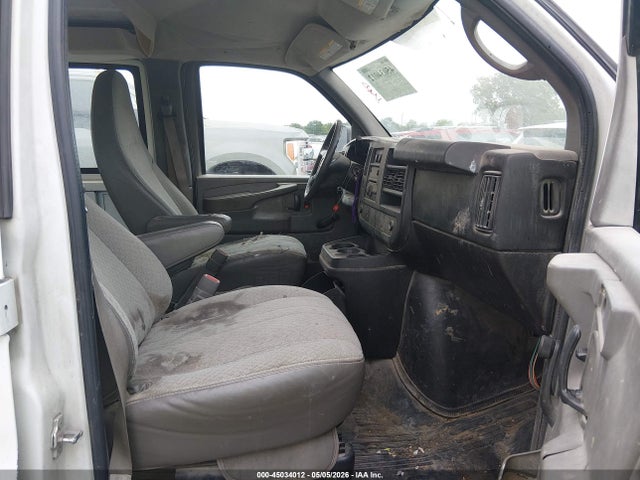 2010 Chevrolet Express 3500 Work Van მანქანა იყიდება აუქციონზე, vin: 1GC2GUBA0A1165639, აუქციონის ნომერი: 45034012