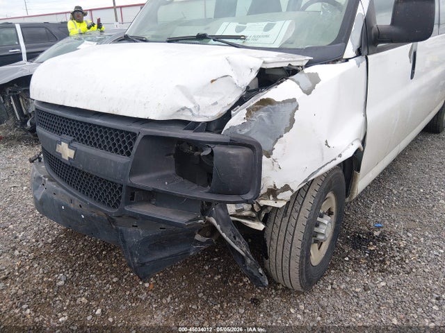 2010 Chevrolet Express 3500 Work Van მანქანა იყიდება აუქციონზე, vin: 1GC2GUBA0A1165639, აუქციონის ნომერი: 45034012