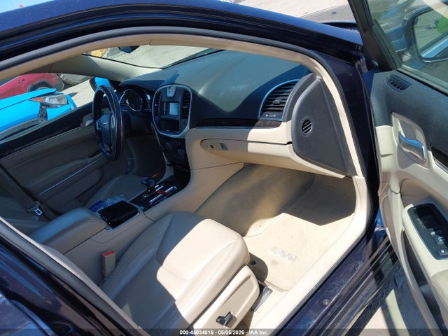 2012 Chrysler 300 Limited მანქანა იყიდება აუქციონზე, vin: 2C3CCAHG3CH139197, აუქციონის ნომერი: 45034016