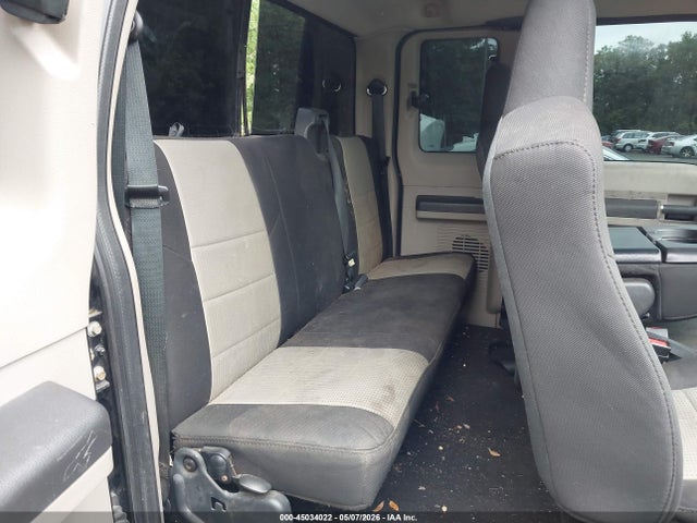 45034022 :رقم المزاد ، 1FTSX21R98EC10463 vin ، 2008 Ford F-250 Xlt مزاد بيع