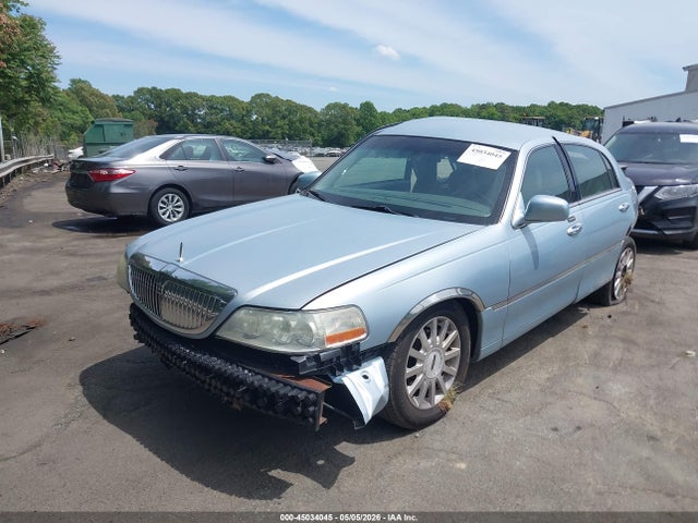 Продаж на аукціоні авто 2007 Lincoln Town Car Signature, vin: 1LNHM81V17Y608276, номер лоту: 45034045