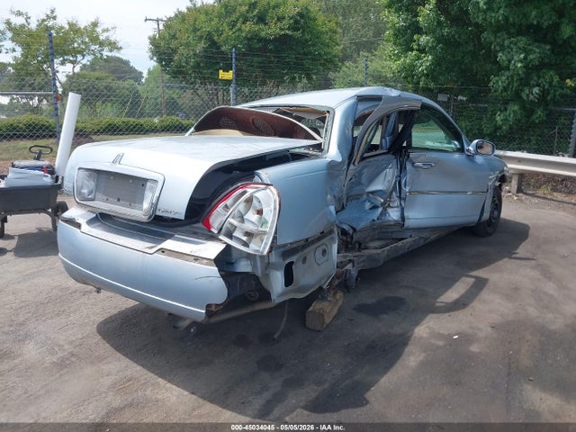 Продаж на аукціоні авто 2007 Lincoln Town Car Signature, vin: 1LNHM81V17Y608276, номер лоту: 45034045