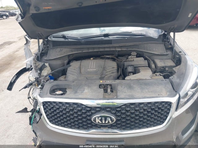 5XYPGDA52GG066663 KIA Sorento 3.3l Lx