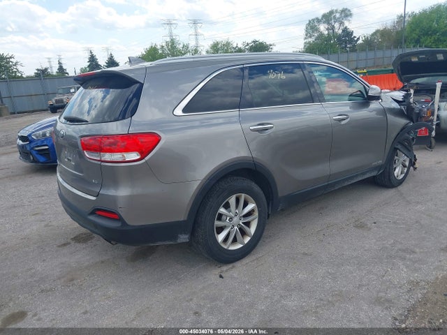 5XYPGDA52GG066663 KIA Sorento 3.3l Lx