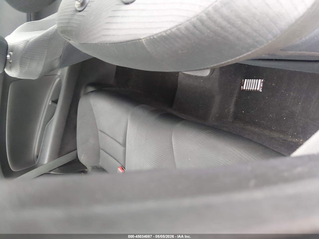 45034087 :رقم المزاد ، 1HGCT1B34EA009899 vin ، 2014 Honda Accord Lx-s مزاد بيع