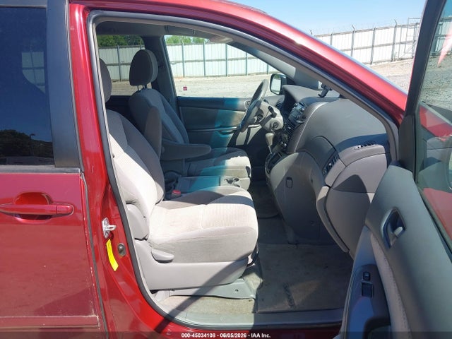 Продажа на аукционе авто 2010 Toyota Sienna Le, vin: 5TDKK4CC4AS315933, номер лота: 45034108
