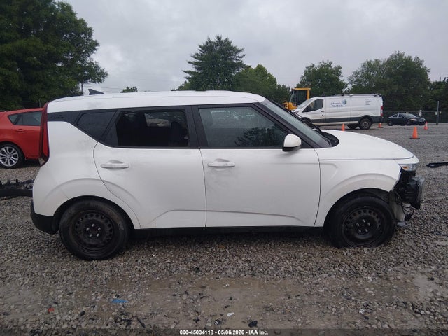 KIA SOUL LX 2022 KNDJ23AU2N7800251 Image 12