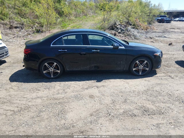 45034137 :رقم المزاد ، WDD3G4EB1KW019897 vin ، 2019 Mercedes-benz A 220 مزاد بيع
