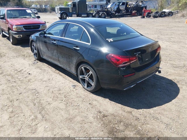 45034137 :رقم المزاد ، WDD3G4EB1KW019897 vin ، 2019 Mercedes-benz A 220 مزاد بيع