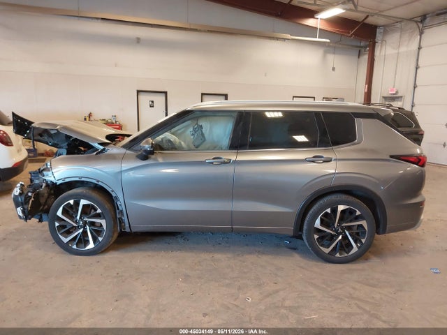 45034149 :رقم المزاد ، JA4J4VA88NZ008452 vin ، 2022 Mitsubishi Outlander مزاد بيع