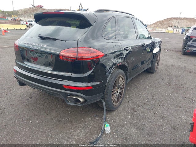 Продаж на аукціоні авто 2017 Porsche Cayenne Platinum Edition, vin: WP1AA2A24HKA88157, номер лоту: 45034155