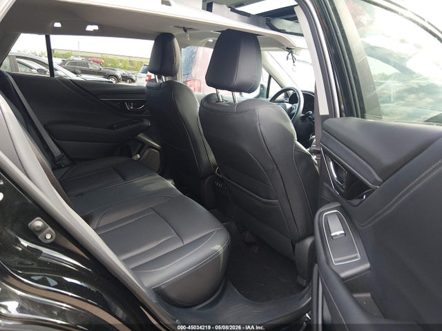 45034219 :رقم المزاد ، 4S4BTANC4N3218095 vin ، 2022 Subaru Outback Limited مزاد بيع
