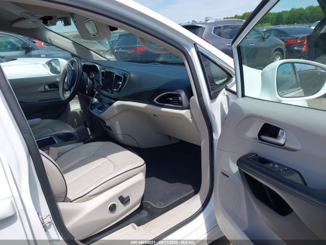 45034221 :رقم المزاد ، 2C4RC1N74JR118148 vin ، 2018 Chrysler Pacifica Hybrid Limited مزاد بيع