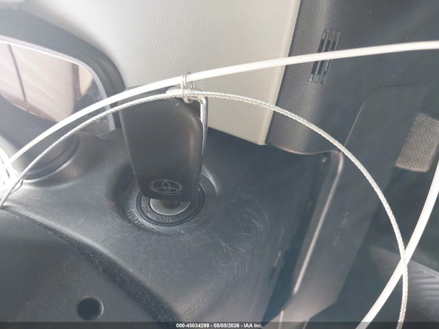 45034299 :رقم المزاد ، JTDEPMAE4MJ149367 vin ، 2021 Toyota Corolla Le مزاد بيع