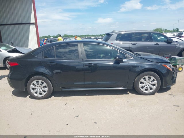 45034299 :رقم المزاد ، JTDEPMAE4MJ149367 vin ، 2021 Toyota Corolla Le مزاد بيع