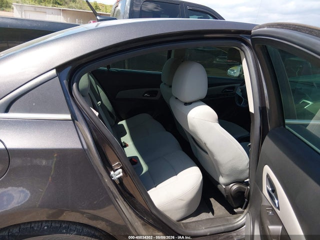 45034302 :رقم المزاد ، 1G1PC5SB4E7355651 vin ، 2014 Chevrolet Cruze 1lt Auto مزاد بيع