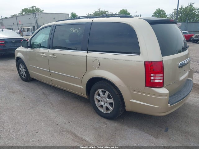 45034305 :رقم المزاد ، 2A4RR5D16AR468233 vin ، 2010 Chrysler Town & Country Touring مزاد بيع