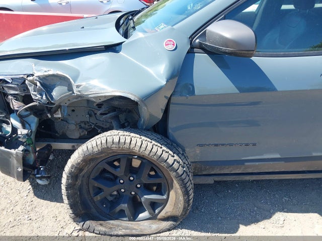 45034347 :رقم المزاد ، 1C4PJMBS8FW752794 vin ، 2015 Jeep Cherokee Trailhawk مزاد بيع