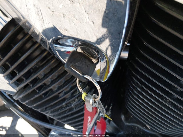 Honda Vt1300 Cr 2015 JH2SC6609FK500074 Image 11