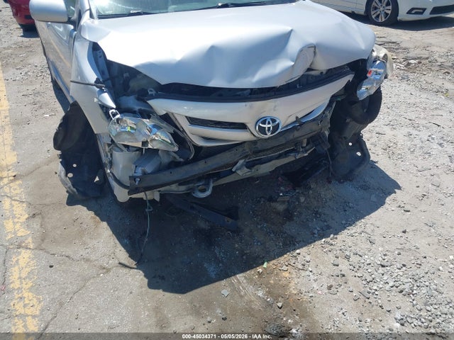 45034371 :رقم المزاد ، 2T1BU4EE9BC727168 vin ، 2011 Toyota Corolla S مزاد بيع