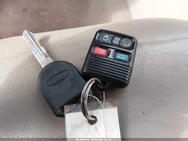 Продаж на аукціоні авто 2005 Ford Expedition Eddie Bauer, vin: 1FMFU185X5LA10265, номер лоту: 45034387