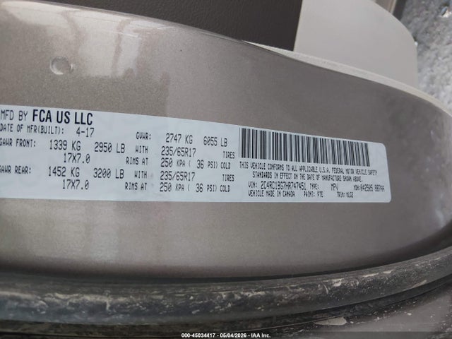 45034417 :رقم المزاد ، 2C4RC1BG7HR747451 vin ، 2017 Chrysler Pacifica Touring-l مزاد بيع