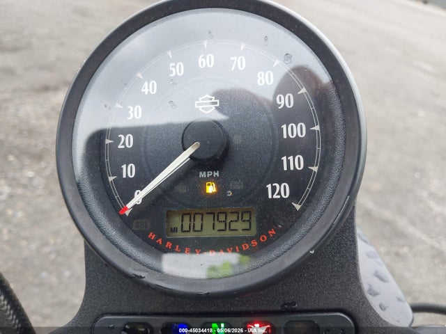 45034418 :رقم المزاد ، 1HD4LE218GC442785 vin ، 2016 Harley-davidson Xl883 Iron 883 مزاد بيع