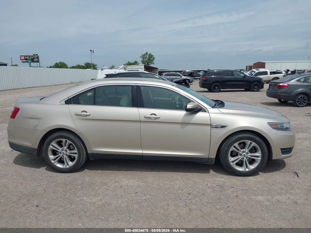 45034475 :رقم المزاد ، 1FAHP2E88HG128133 vin ، 2017 Ford Taurus Sel مزاد بيع