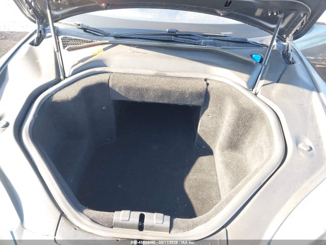 45034490 :رقم المزاد ، 5YJSA1CN0DFP20439 vin ، 2013 Tesla Model S مزاد بيع