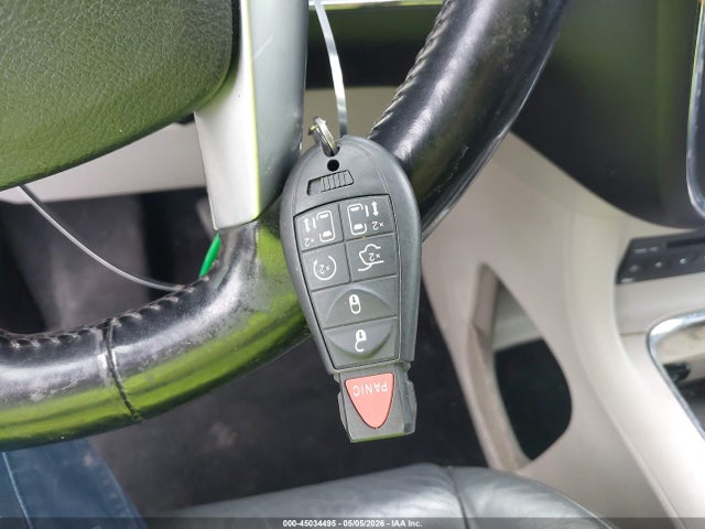 Продажа на аукционе авто 2011 Chrysler Town & Country Limited, vin: 2A4RR6DG7BR677623, номер лота: 45034495