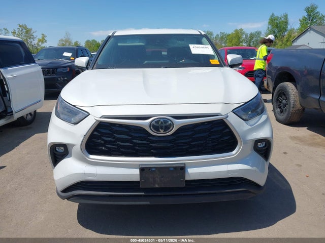 Auction sale of the 2022 Toyota Highlander Le, vin: 5TDBZRBH4NS194302, lot number: 45034501