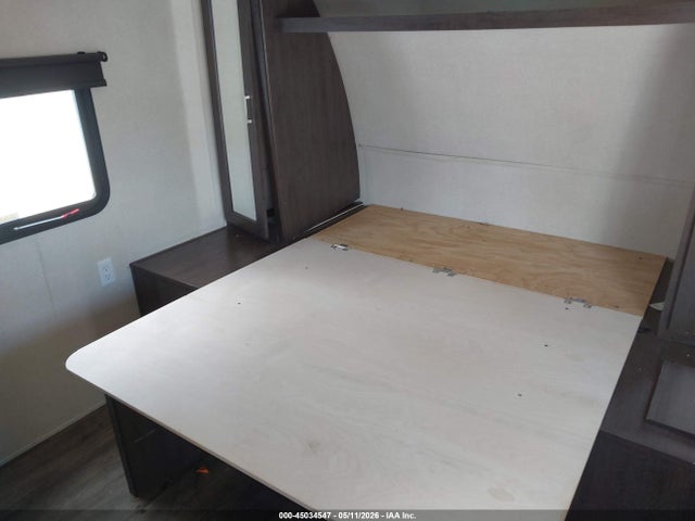 Продаж на аукціоні авто 2018 Forest River Wildwood, vin: 4X4TWDG23J8804719, номер лоту: 45034547