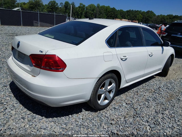 Aukcja sprzedaży 2015 Volkswagen Passat 1.8t Limited Edition, vin: 1VWAS7A32FC077179, numer aukcji: 45034565