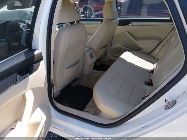 Aukcja sprzedaży 2015 Volkswagen Passat 1.8t Limited Edition, vin: 1VWAS7A32FC077179, numer aukcji: 45034565