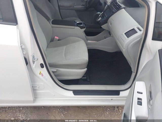 45034572 :رقم المزاد ، JTDZN3EU9C3117987 vin ، 2012 Toyota Prius V Three مزاد بيع