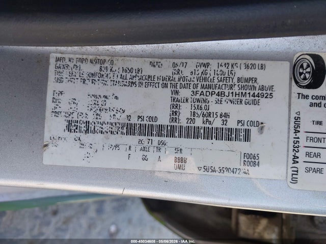 3FADP4BJ1HM144925 Ford FIESTA SE