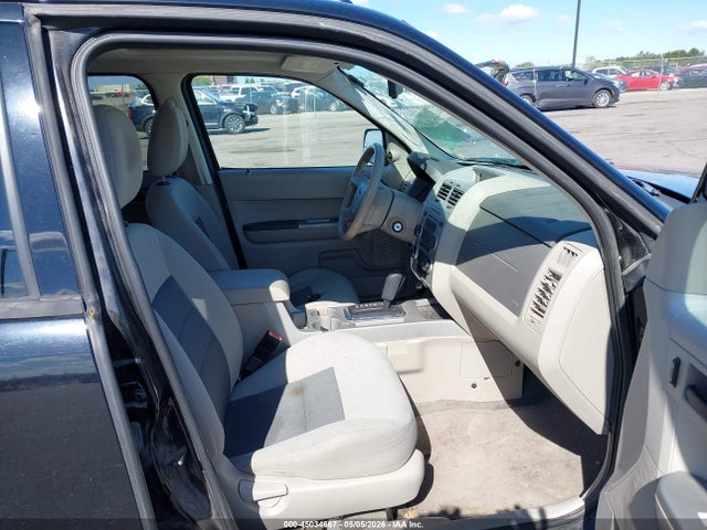 45034667 :رقم المزاد ، 1FMCU93Z38KD14026 vin ، 2008 Ford Escape Xlt مزاد بيع