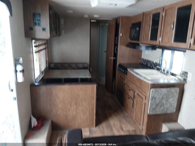 Продаж на аукціоні авто 2017 Forest River Wildwood X-lite 241qbxl Travel Trailer, vin: 4X4TWDZ21H7353268, номер лоту: 45034672