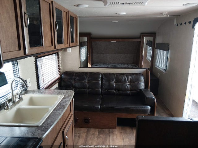 Продаж на аукціоні авто 2017 Forest River Wildwood X-lite 241qbxl Travel Trailer, vin: 4X4TWDZ21H7353268, номер лоту: 45034672