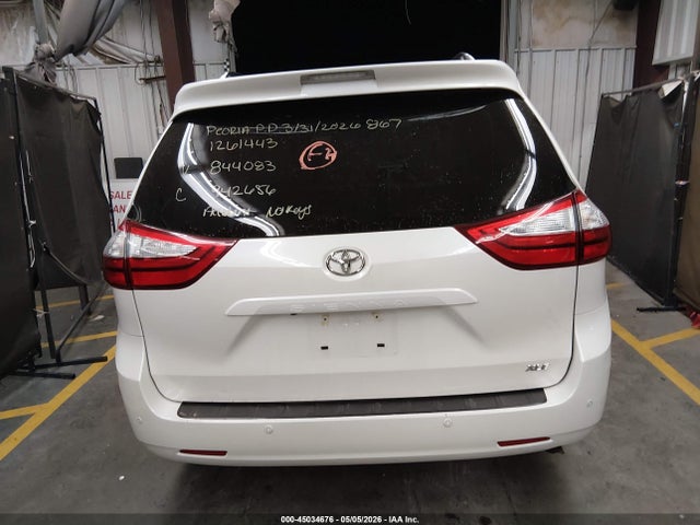 Toyota Sienna Xle 8 Passenger 2017 5TDYZ3DC8HS844083 Image 16